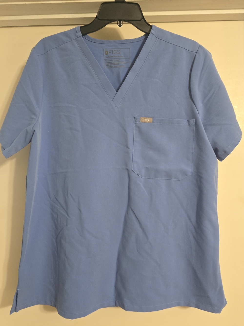 Figs Women’s V-Neck Top in Light Blue